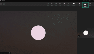 Share button in the top-right menu bar of the Teams desktop app.